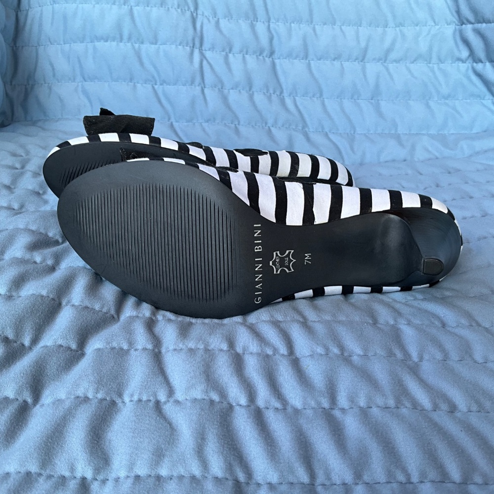 Gianni Bini- Pump-Black and White-NEW-7 - Picture 3 of 4